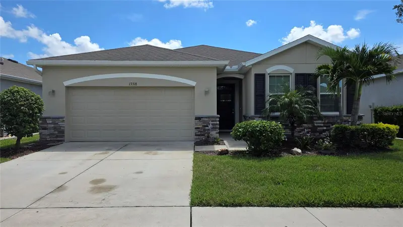 13318 Waterleaf Garden Cir, FL