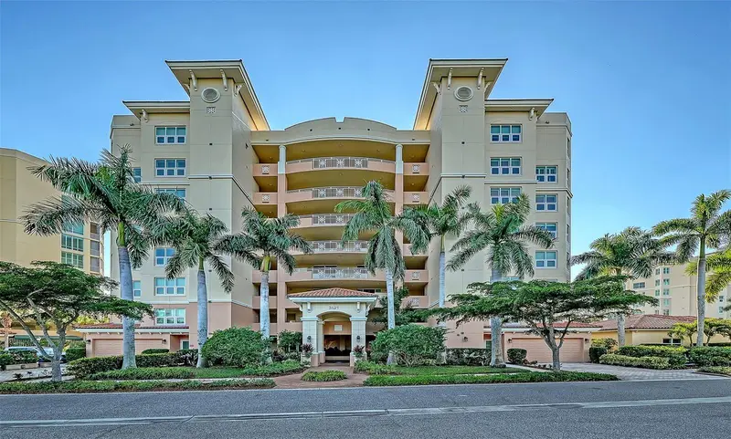 3621 North Point Rd #403, FL