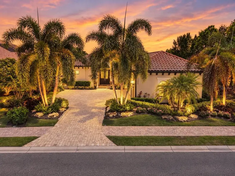 7235 Prestbury Cir, FL