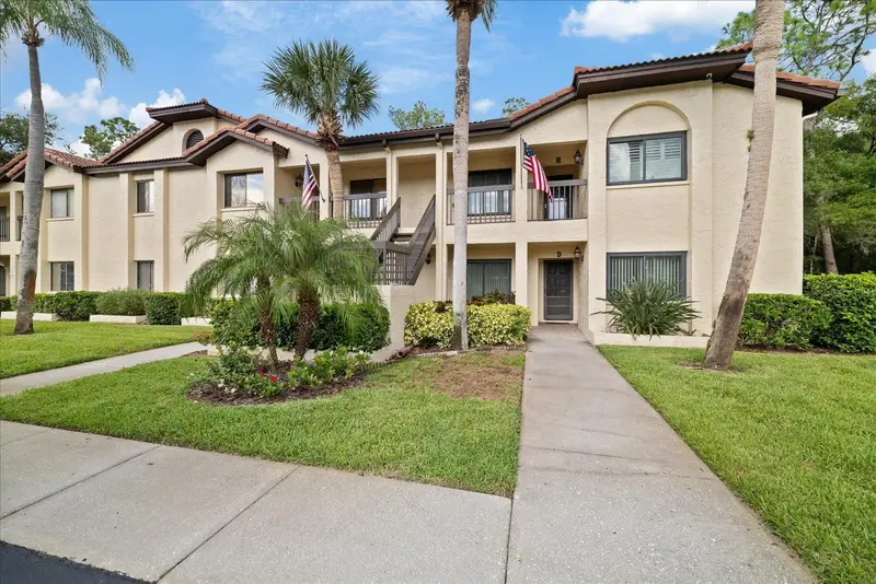 1801 E Lake Rd #2d, FL