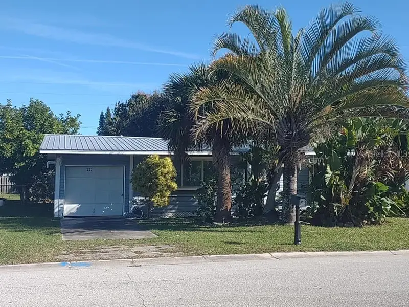 227 Woodland Ave, FL