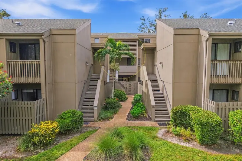 109 Woodland Pl, FL