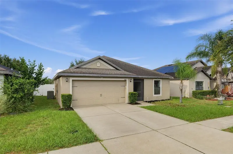 860 Woodlark Dr, FL