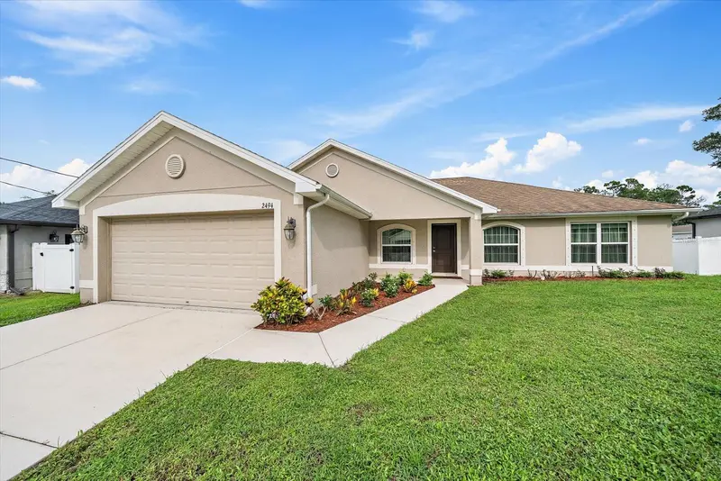 2494 Cherokee St, FL