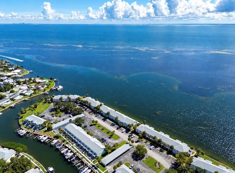 4752 Coquina Key Dr Se, FL