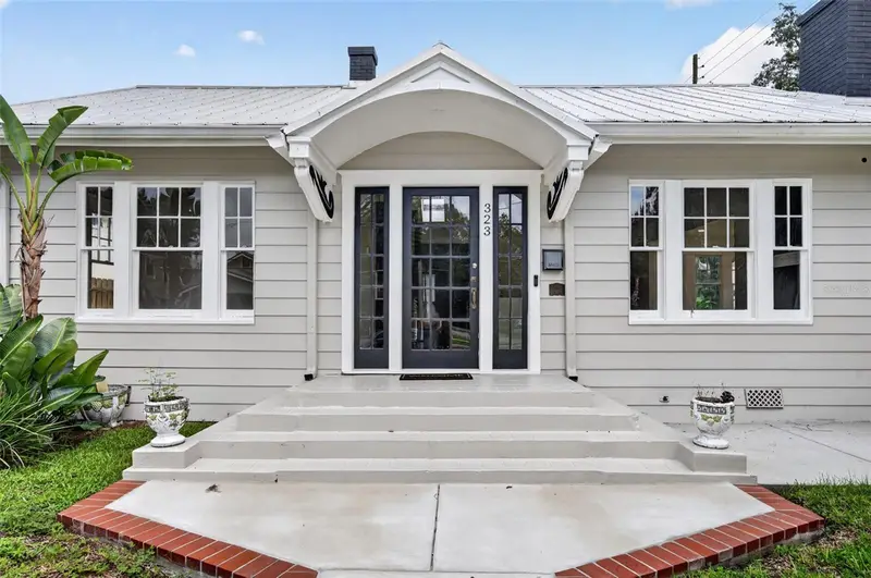 323 E Amelia St, FL