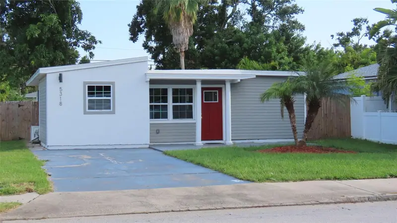 5318 9th Ave N, FL
