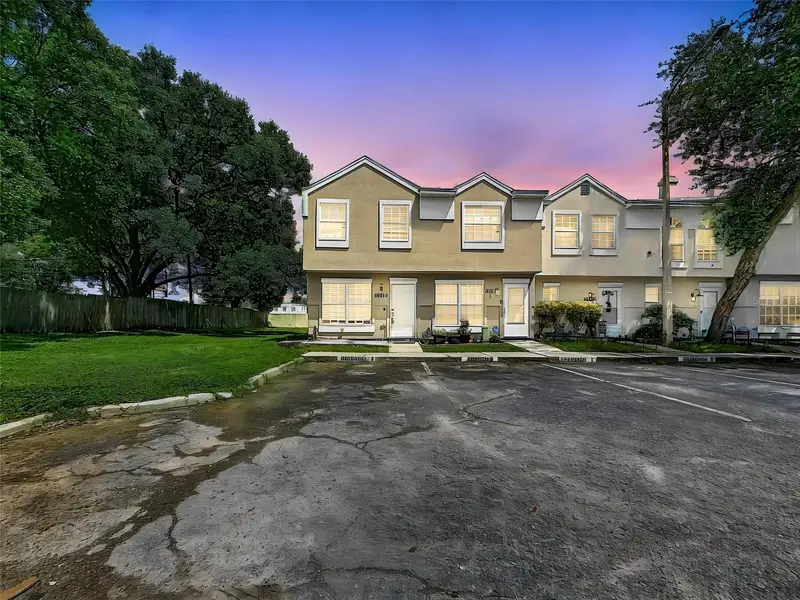 6601 121st Ave #J, FL