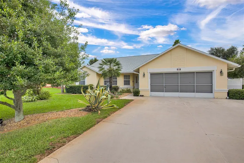 Pine Lakes listing
