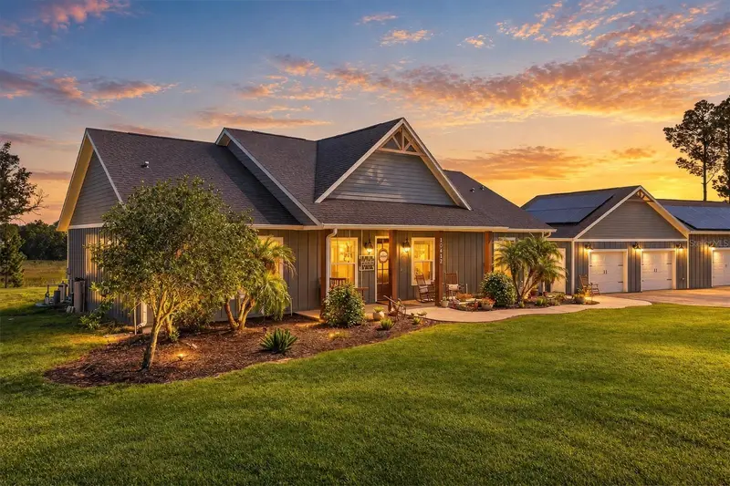Howey in the Hills listing