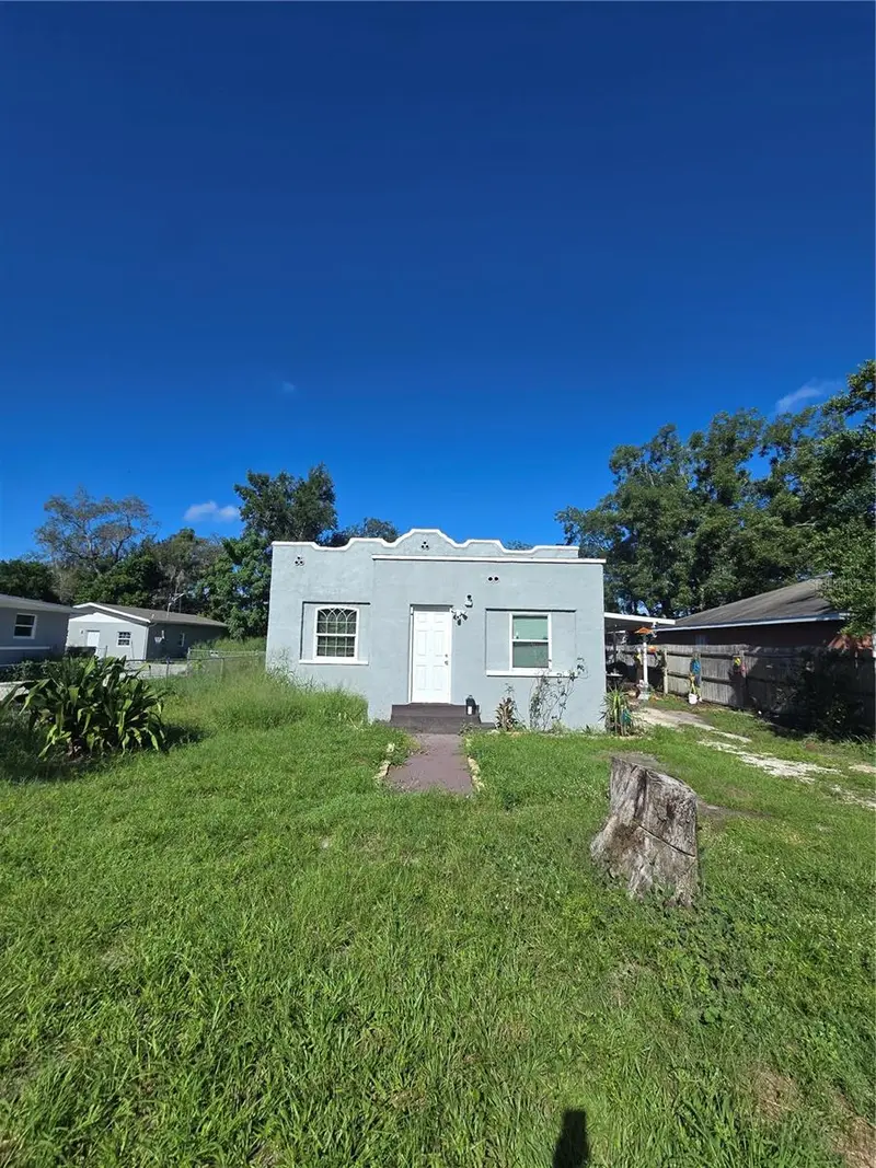 1220 33rd St Nw, FL