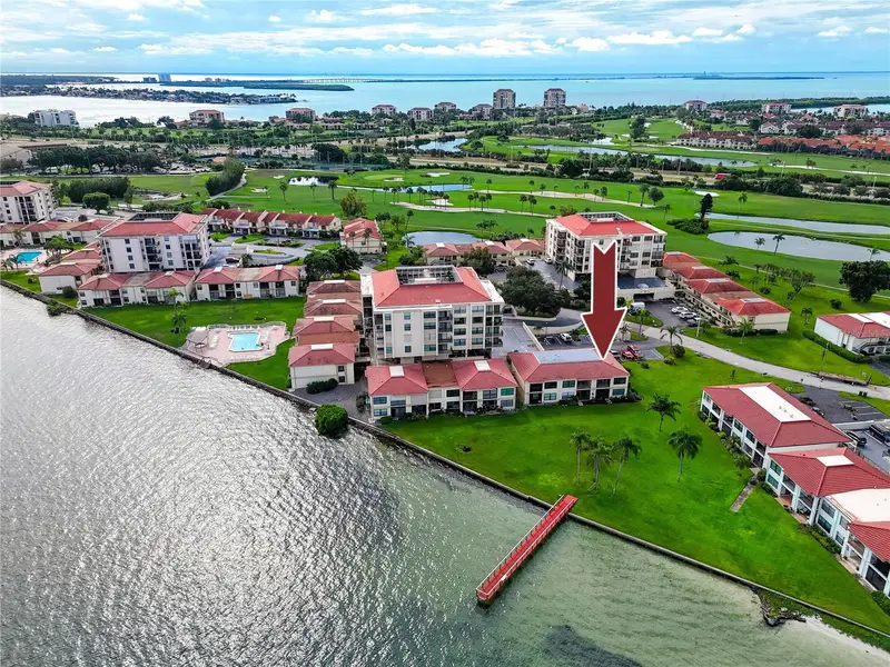 6177 Sun Blvd #202, FL