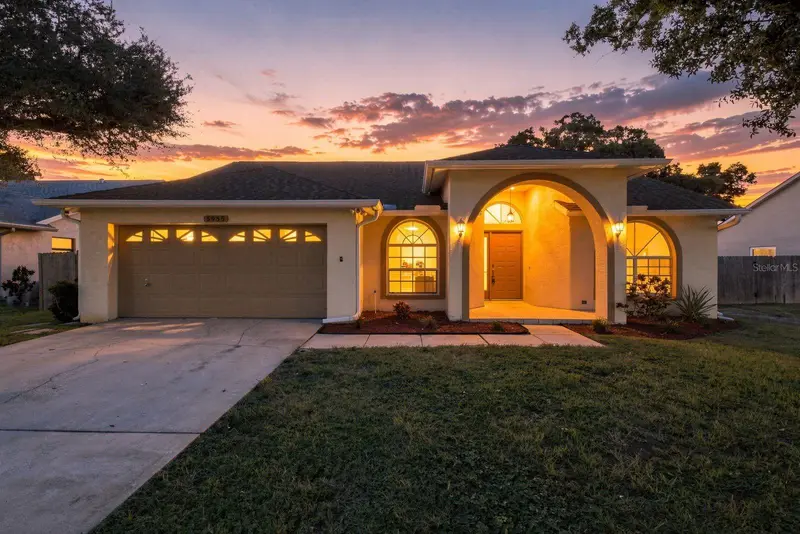 5955 107th Ter N, FL