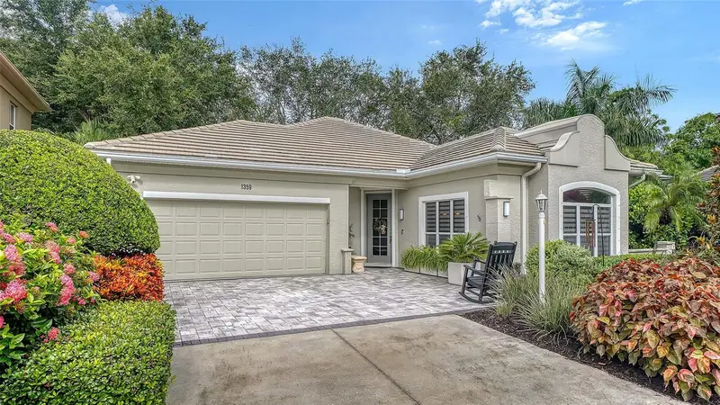 1359 Tearose Pl, FL