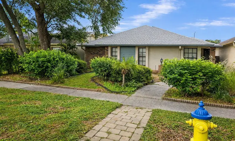 8008 La Serena Dr, FL