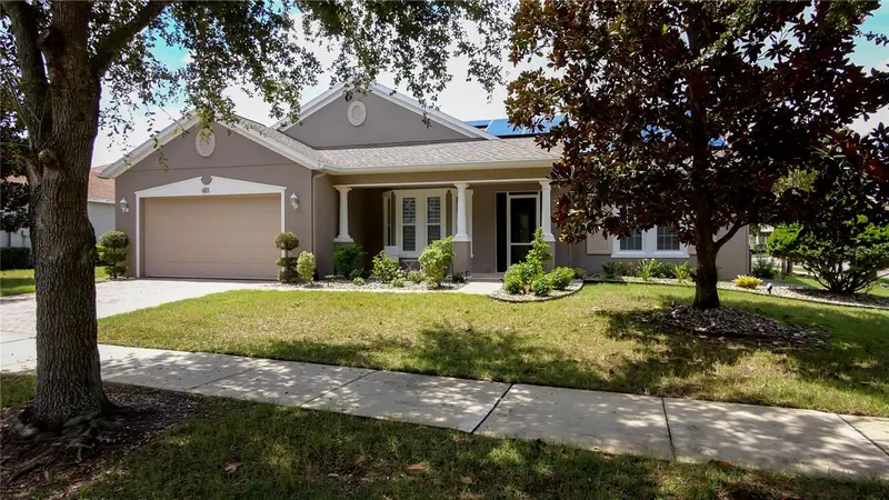 Groveland listing