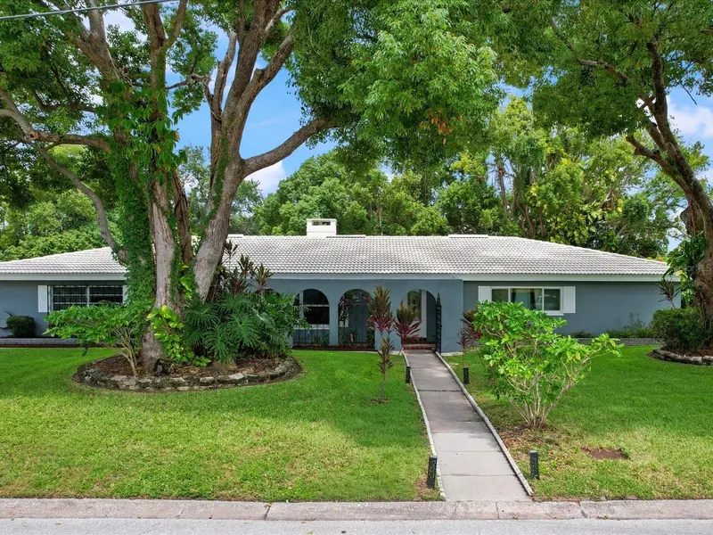 2100 Mckinley St, FL