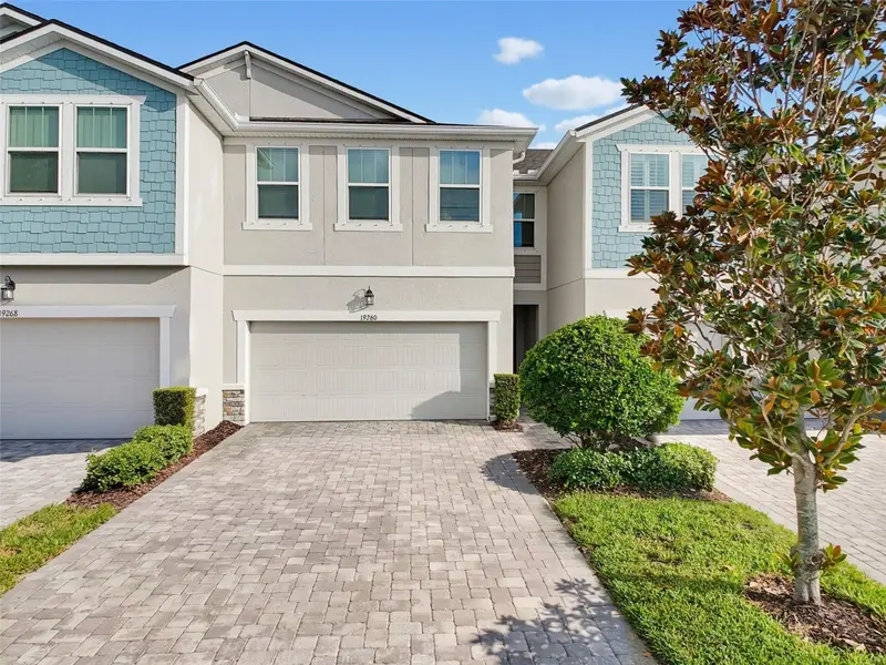 19260 Blue Pond, FL