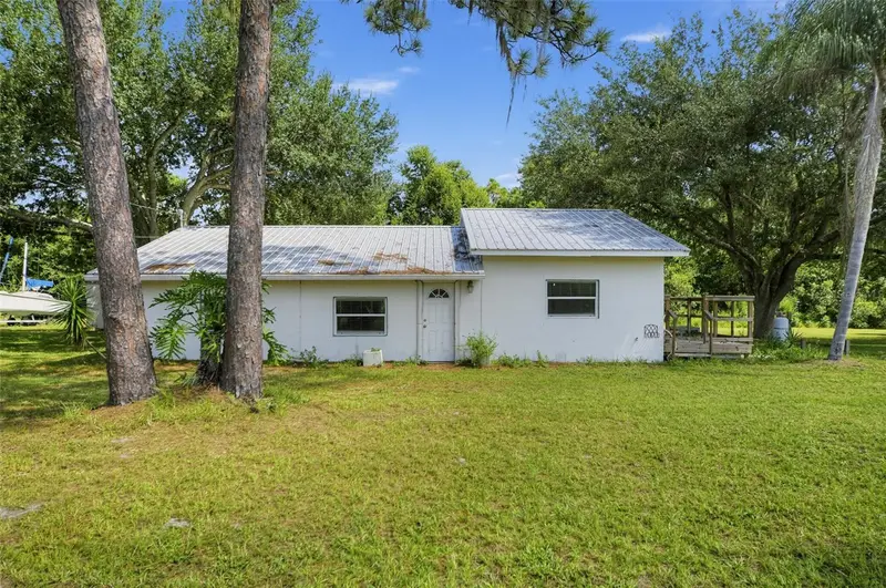 4175 Oakwood Dr, FL