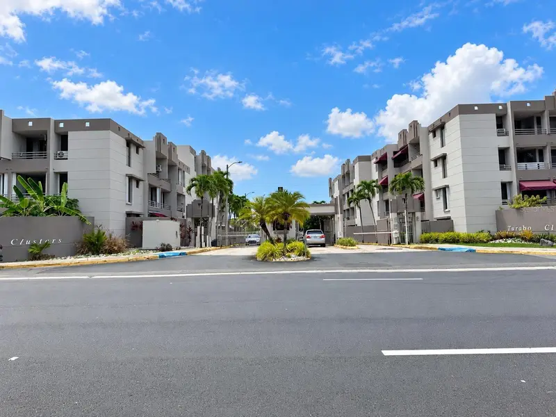 302 Cond. Turabo Clusters #Ad, PR