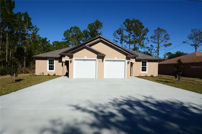 25 Rosepetal Ln #A, FL