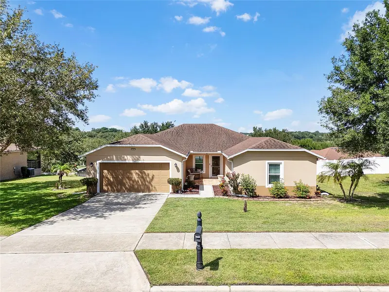 2388 Yellow Grass Ct, FL