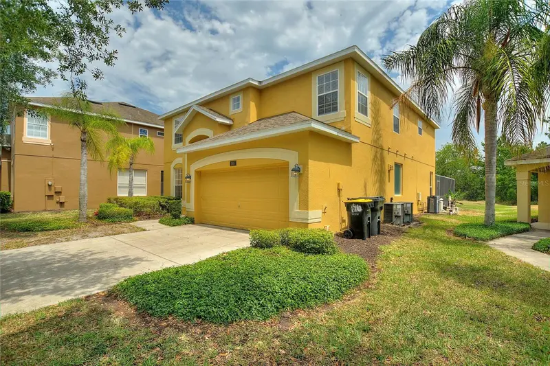 146 African Daisy Ct, FL