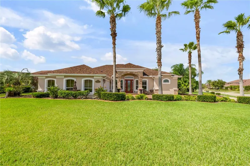 574 Luna Bella Ln, FL
