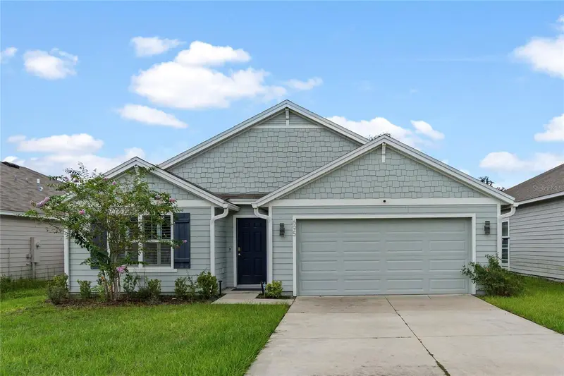 695 Nw 243rd Ter, FL