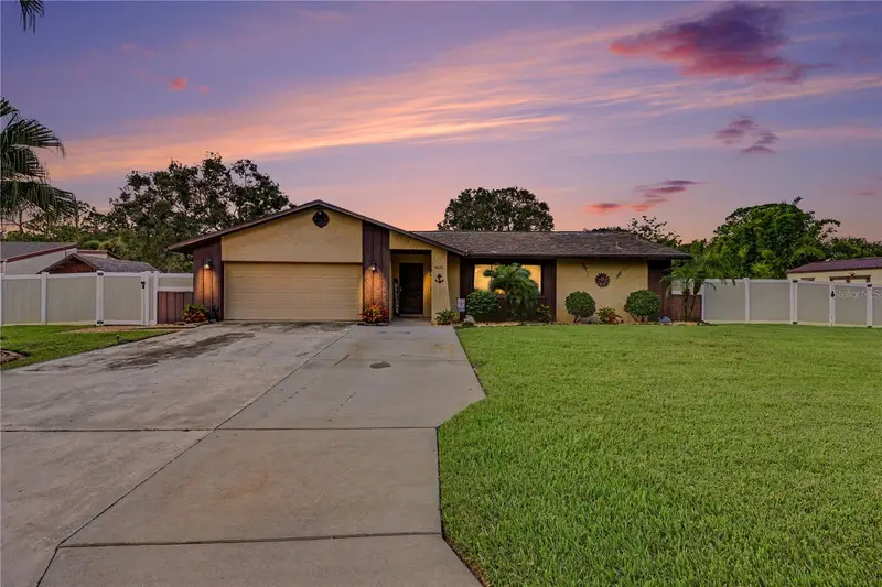 4635 N Friday Cir, FL