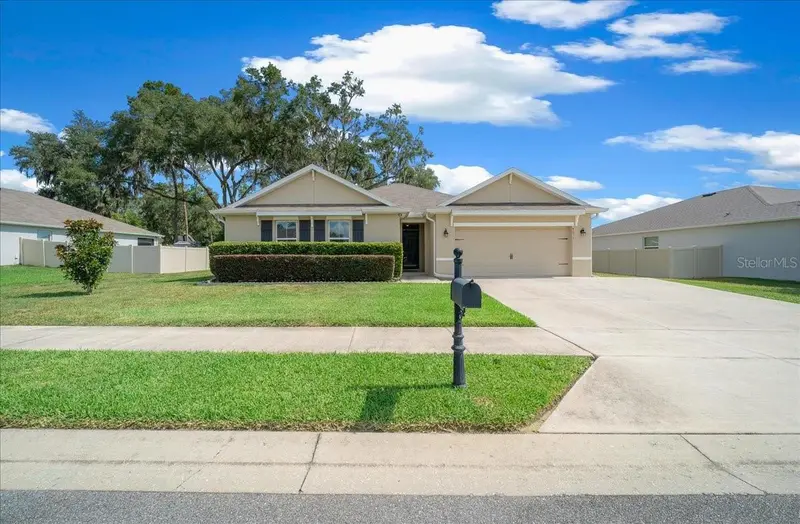 5025 Ne 15th Pl, FL