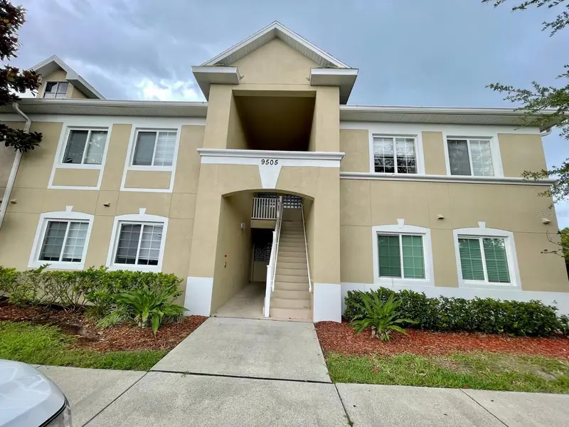 9505 Newdale Way #201, FL