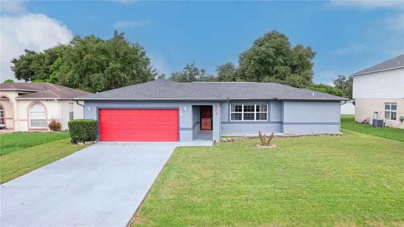 504 Eagle Ct, FL