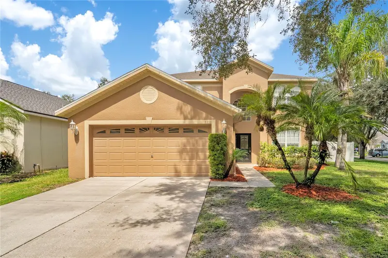 8218 Canary Canyon Way, FL