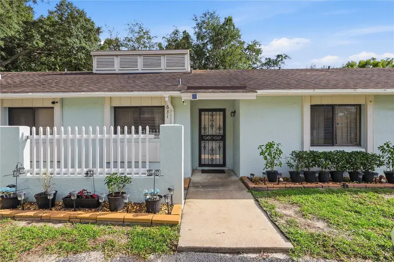 4631 N Pine Hills Rd #110, FL