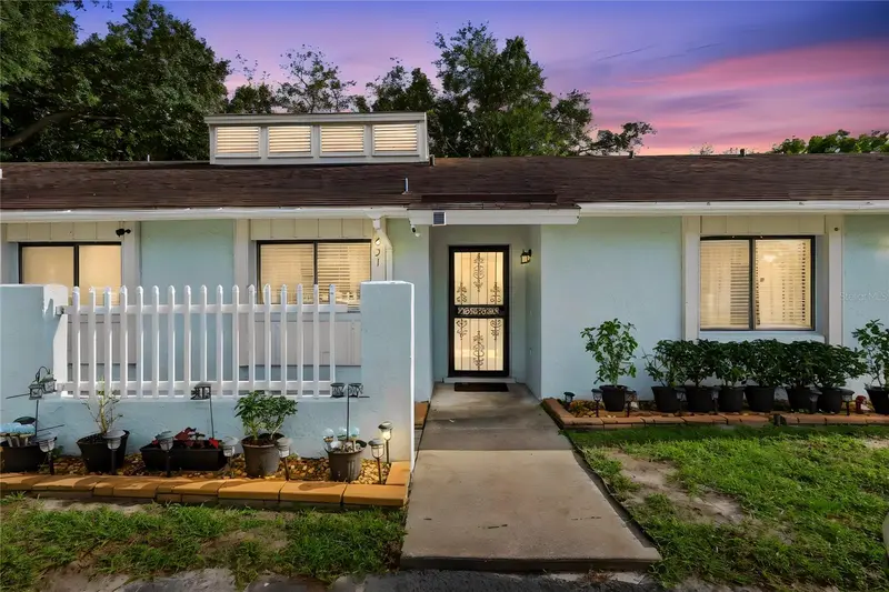 4631 N Pine Hills Rd #110, FL