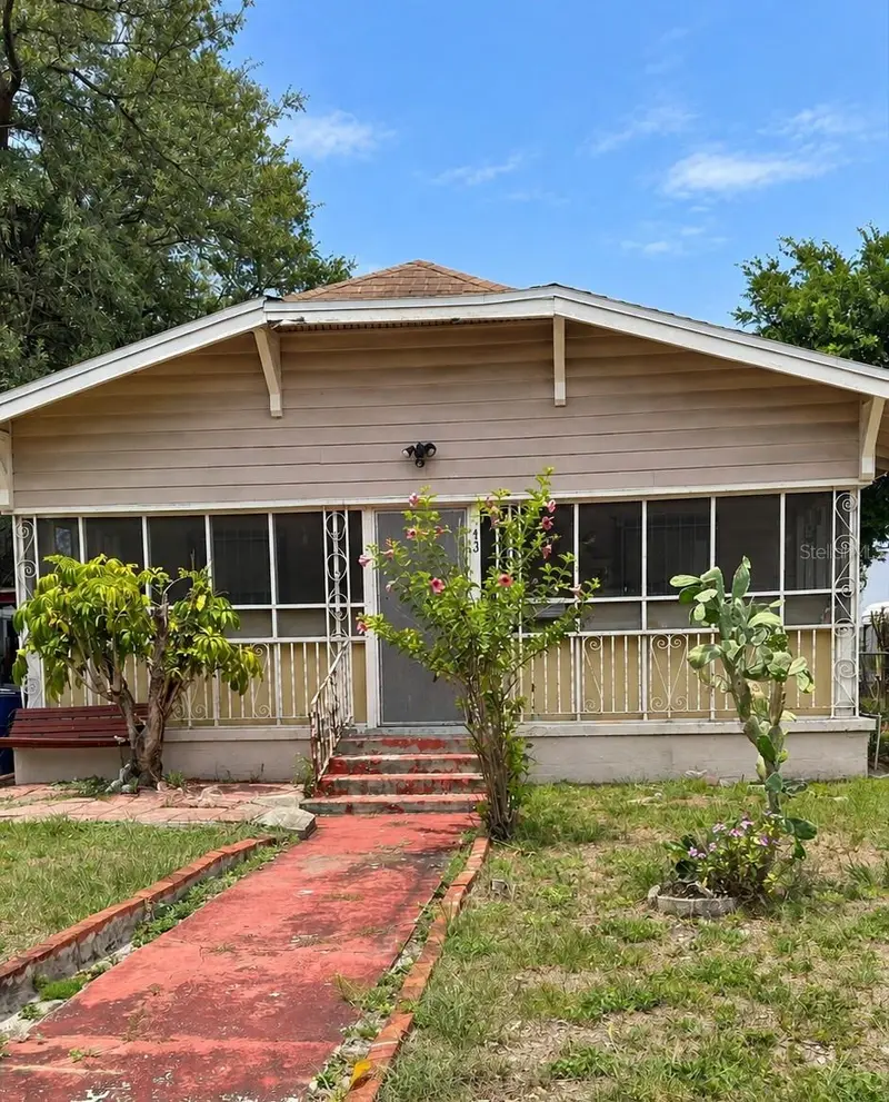 413 W Amelia Ave, FL