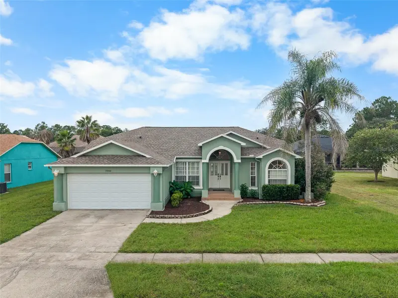 7040 Frascati Loop, FL