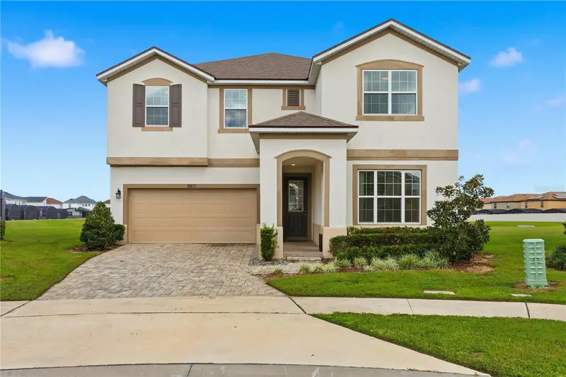 8911 Tropical Haven Ct, FL