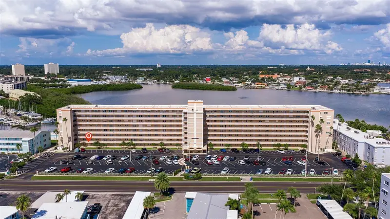 1847 Shore Dr S #202, FL