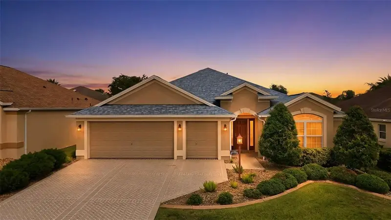 1195 Westmoreland Loop, FL