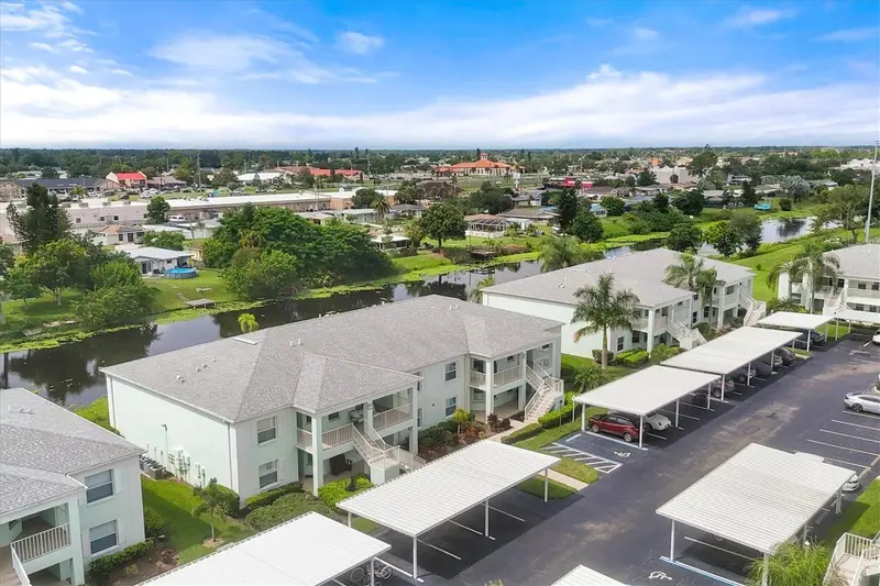5725 Greenwood Ave #4203, FL