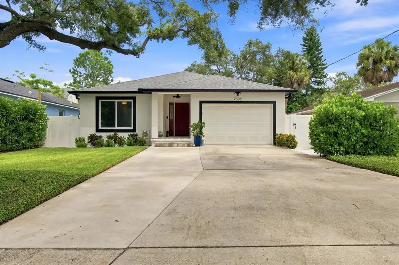 7308 S West Shore Blvd, FL