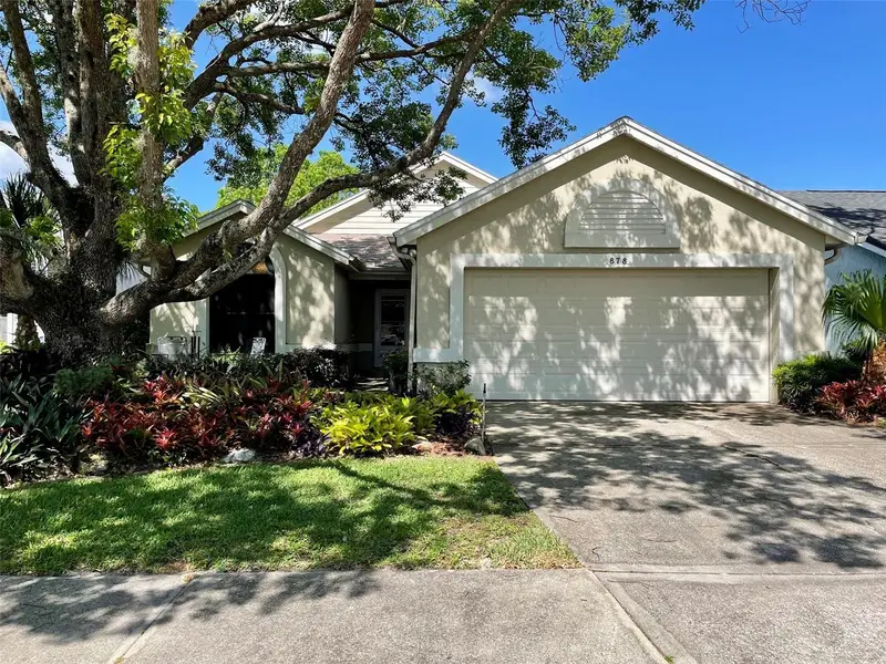 878 E Charing Cross Cir, FL