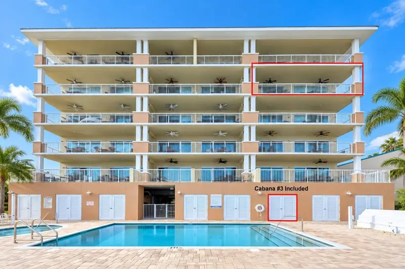 706 Bayway Blvd #501, FL