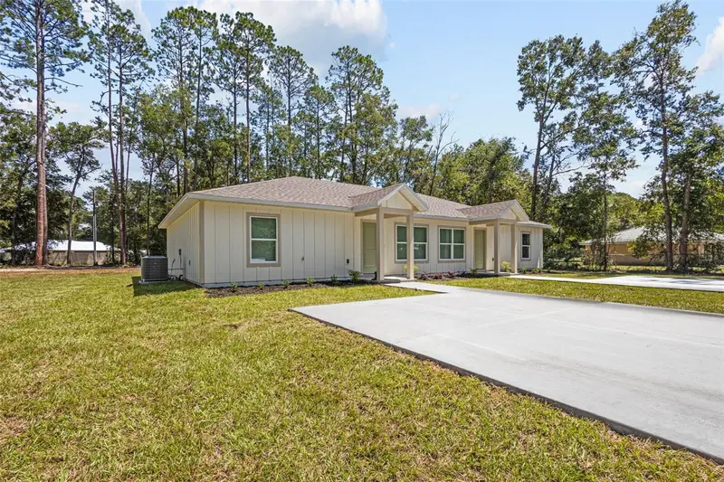 105 & 107 Nw 8th St, FL