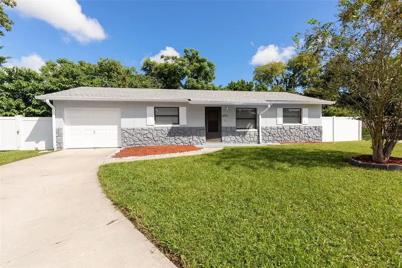 500 Birch Ct, FL