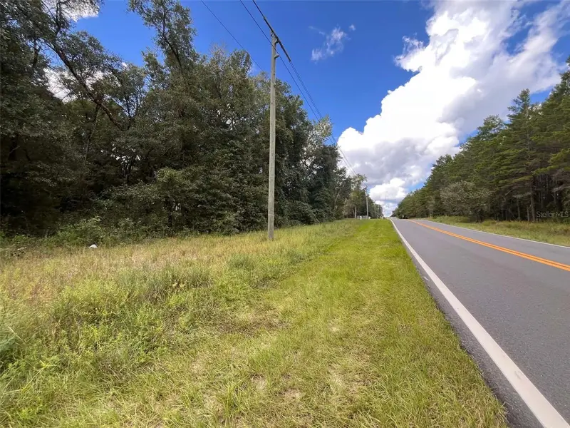 839 County Road 308b, FL