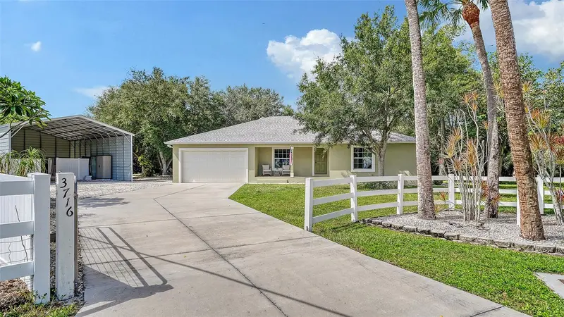 3716 46th Avenue Dr W, FL