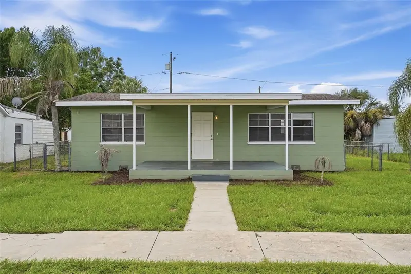 Dundee listing